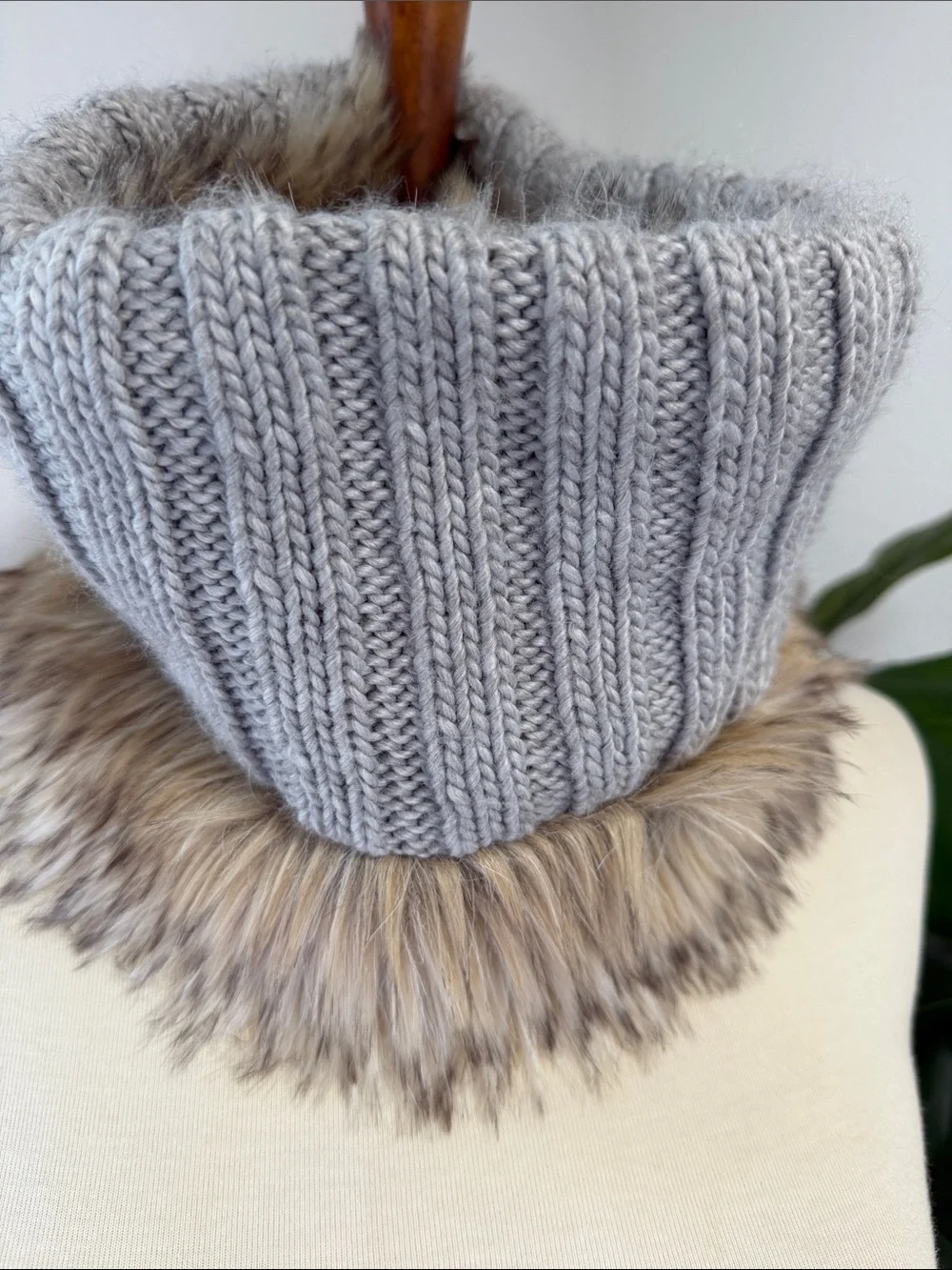 American Eagle Outfitters Infinity Scarf